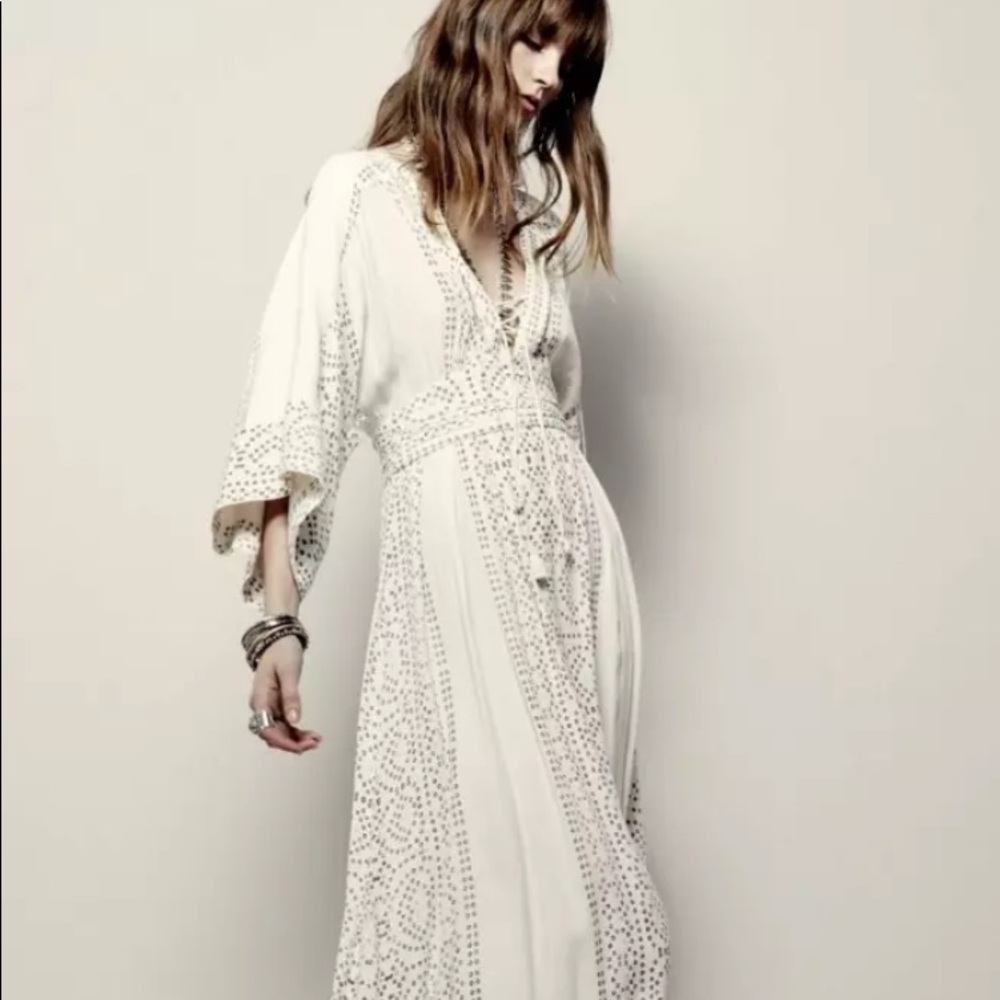 Free people kimono sleeve maxi dress Xs 0 ivory loose fit bohemian